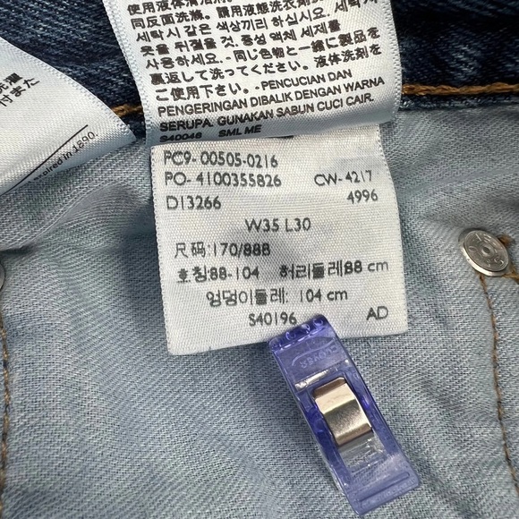 Levi's 505 (35x30) Men’s Blue Straight Jeans Classic Style - Picture 4 of 7